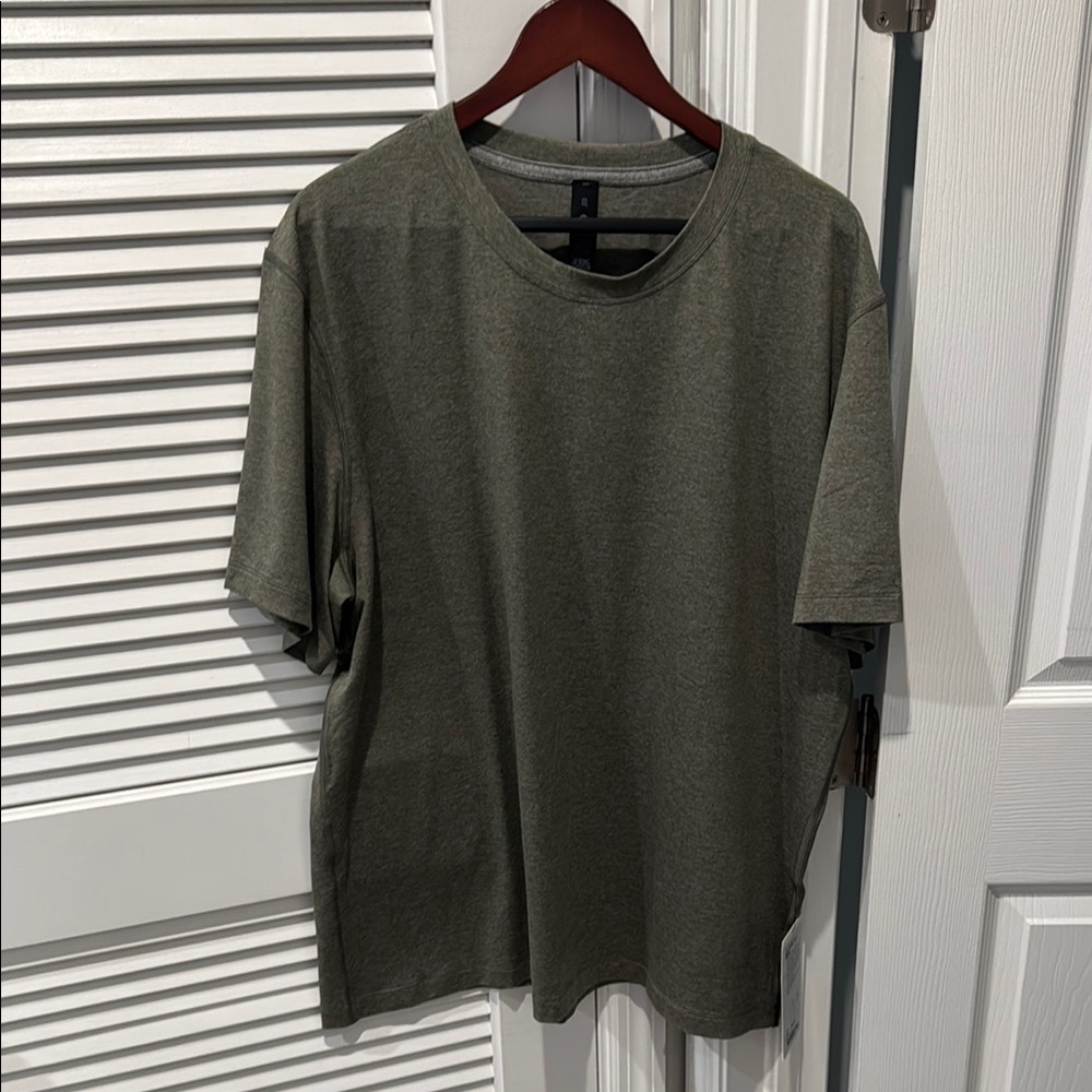 Lululemon Athletica Green Short Sleeve Tee Soft Crew Neck